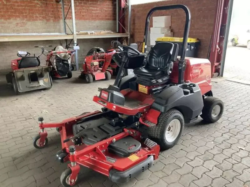 Toro groundsmaster 3200 sale