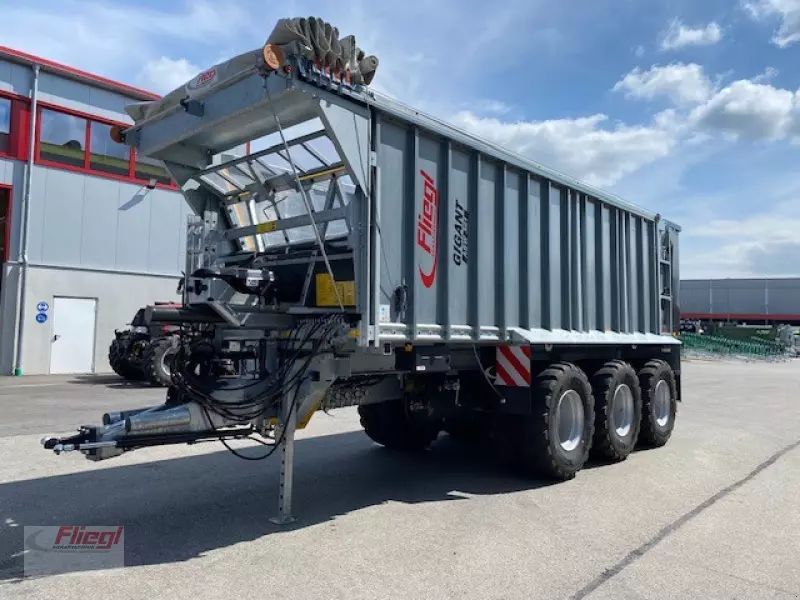 E-FARM: Fliegl asw 381 gigant - Transporte de forraje - id QSUIE8E - 104.900 € - Año: 2024 - Alemania