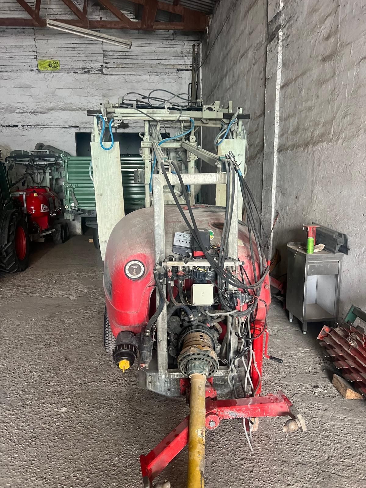 Orchard and vineyard equipment other €6,000