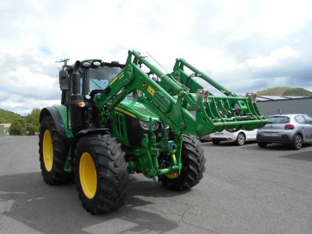 John Deere 6120 M Tractor 79.000 €