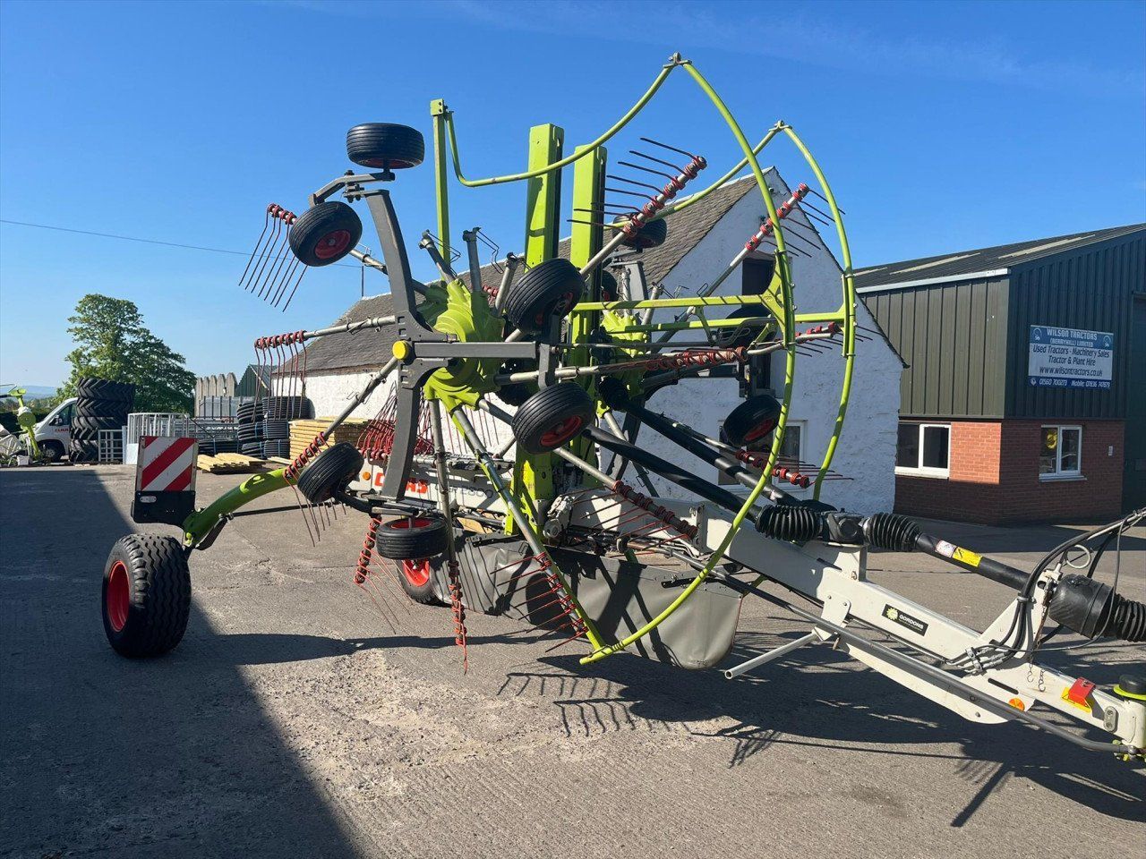 E-FARM: Claas Liner 2900 - Tedder - id K7HUAFN - €13,756 - Year of construction: 2013 - United Kingdom
