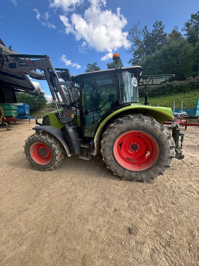 Claas Arion 420 Tractor €65,800