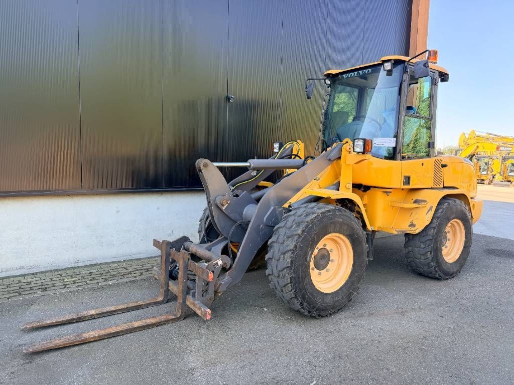 VOLVO l30g Încărcător pe roți 26.500 EUR