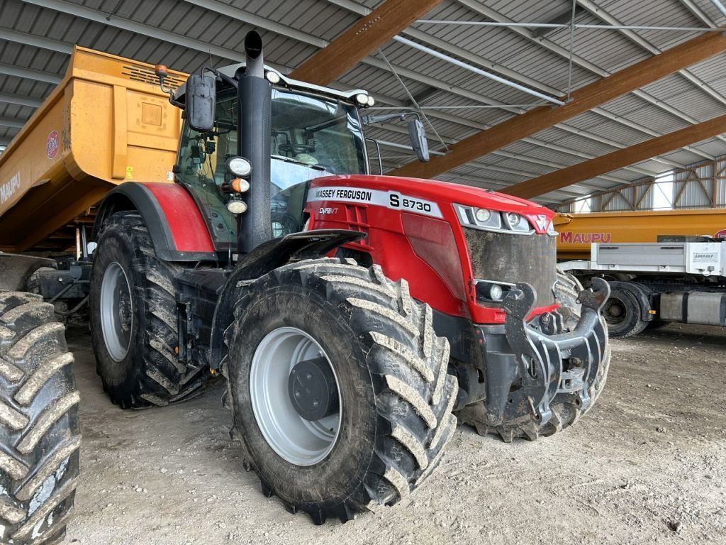 E-FARM: Massey Ferguson 8730S Dyna-VT Exclusive - Tractor - id EZXHPQX - €75,000 - Year of construction: 2018 - Engine hours: 8,833,Engine power (HP): 300,France