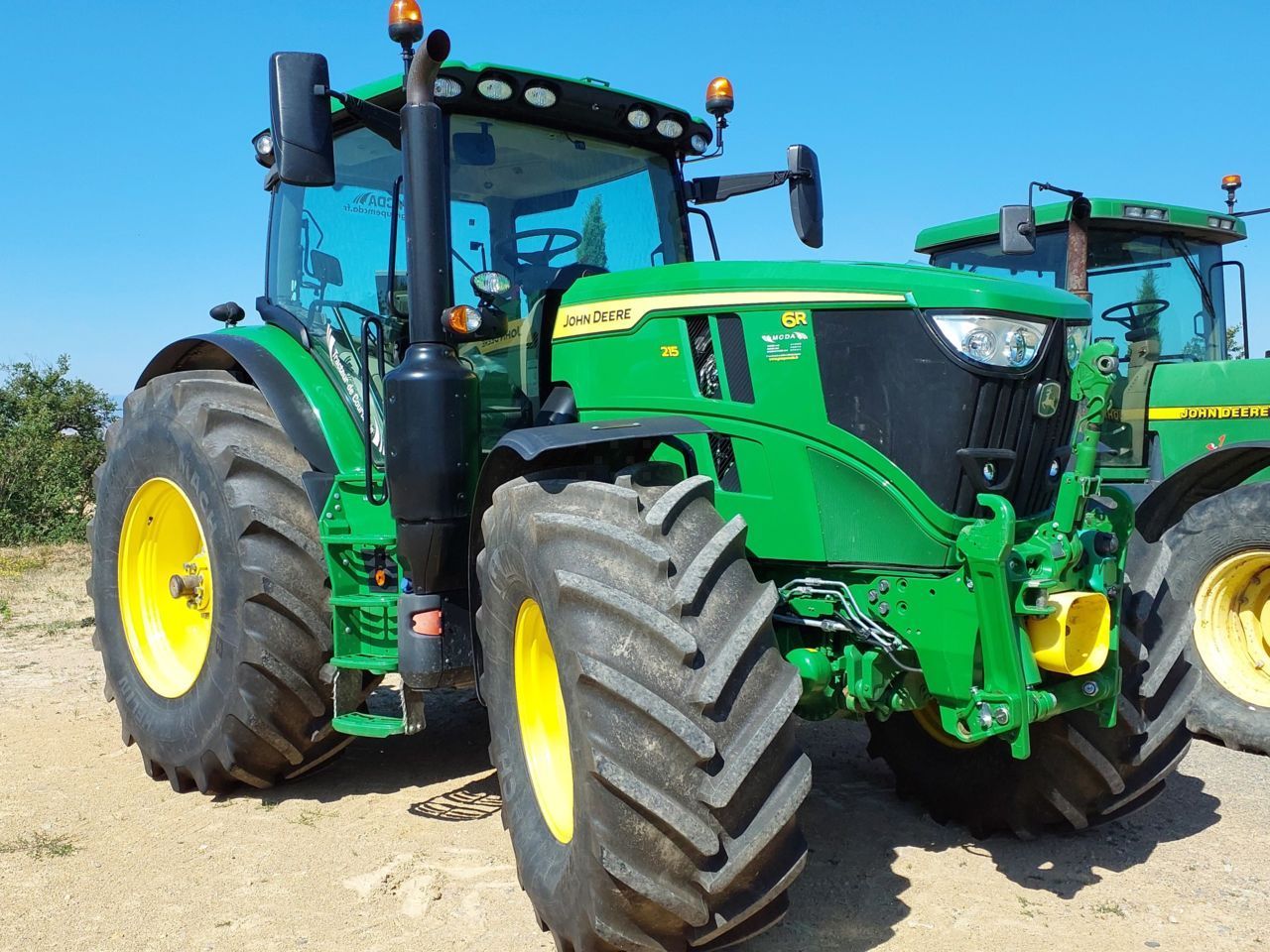 John Deere 6R 215 Tractor €160,000