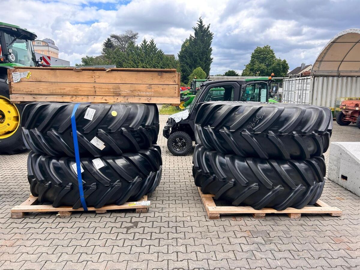 MICHELIN machxbib 710/70 r42 Wheel and track €22,900