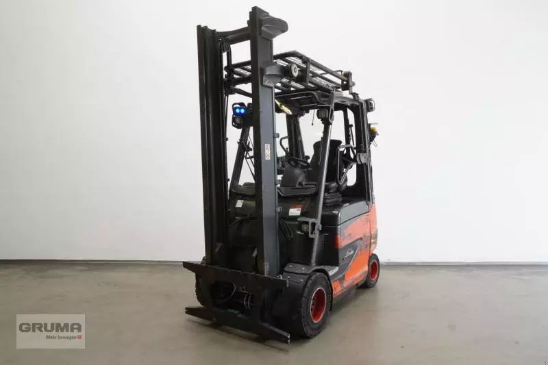 Linde E 30/600 H Carrello elevatore 11.950 €