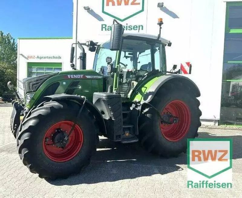 E-FARM: Fendt 724 Vario ProfiPlus - Τρακτέρ - id BDFNMJL - 169.900 € - Χρονία: 2021 - Μετρητής ωρών: 2.500,Γερμανία