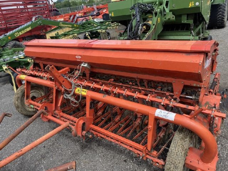 Kuhn Maxima 3 M drill 2 500 €