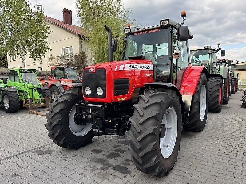 E-FARM: Massey Ferguson 5470 - Trattore - id CDVIV5T - 25.684 € - Anno di costruzione: 2007 - Ore: 8.200,Potenza del motore: 125,Polonia