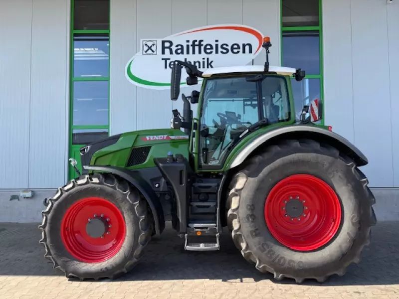Fendt 728 Vario Profi Plus Tractor
