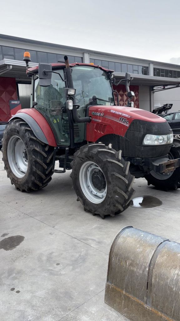 E-FARM: Case IH Farmall 115 - Tractor - id SFFTSJN - Año: 2019 - Potencia del motor: 115,Italia