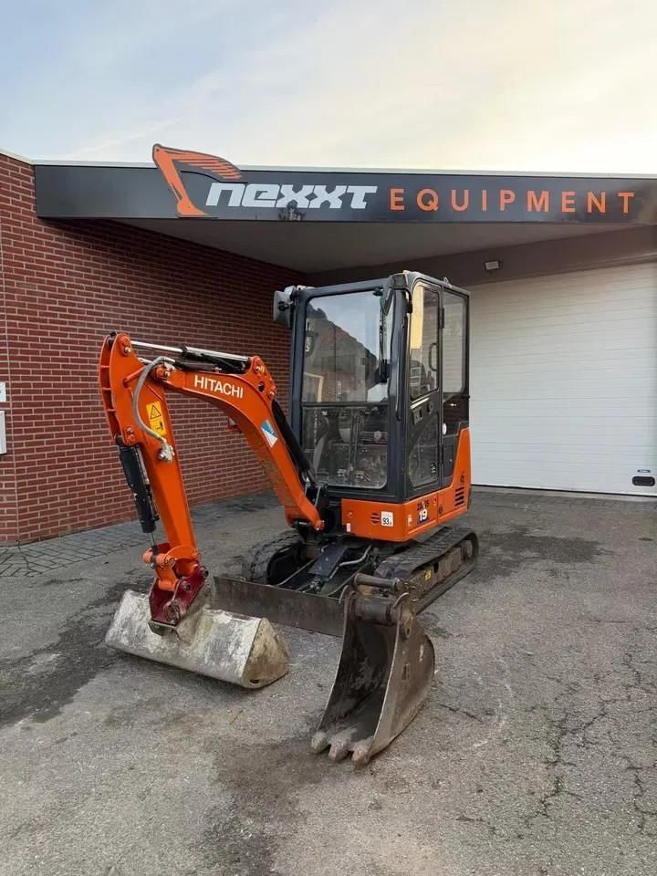 E-FARM: Hitachi zx 19-6 cr - Mini excavator - id KH5F6FK - €19,500