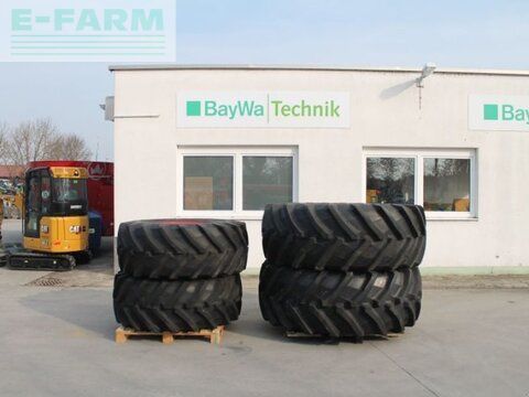 TRELLEBORG 600/70 r30 + 710/70 r42 Wheel and track €13,500