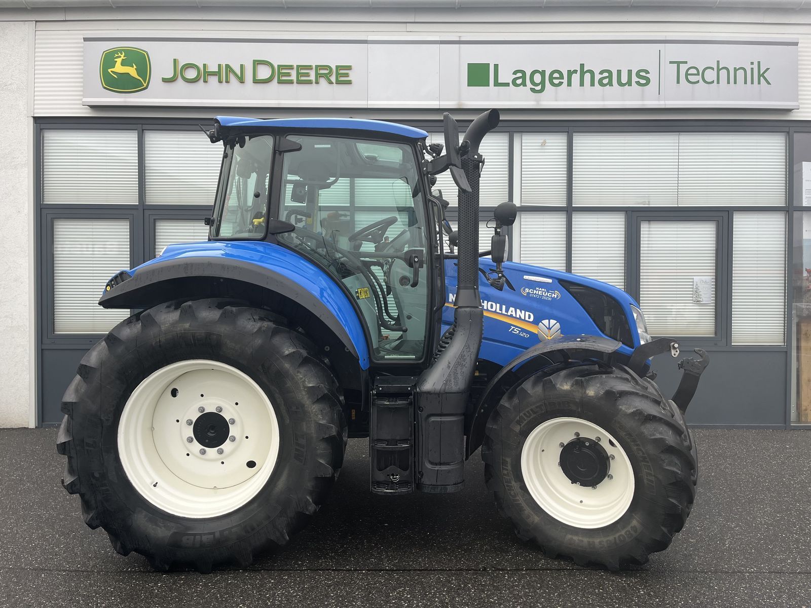 New Holland T5.100 Tractor €67,500
