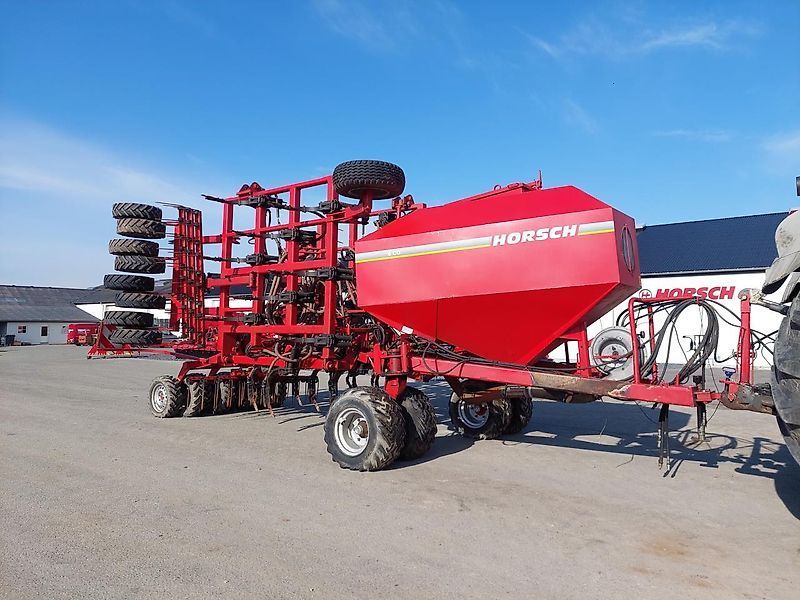 E-FARM: HORSCH Airseeder 6 CO - Drill - id GTITQUF - €18,700 - Year of construction: 2001 - Denmark