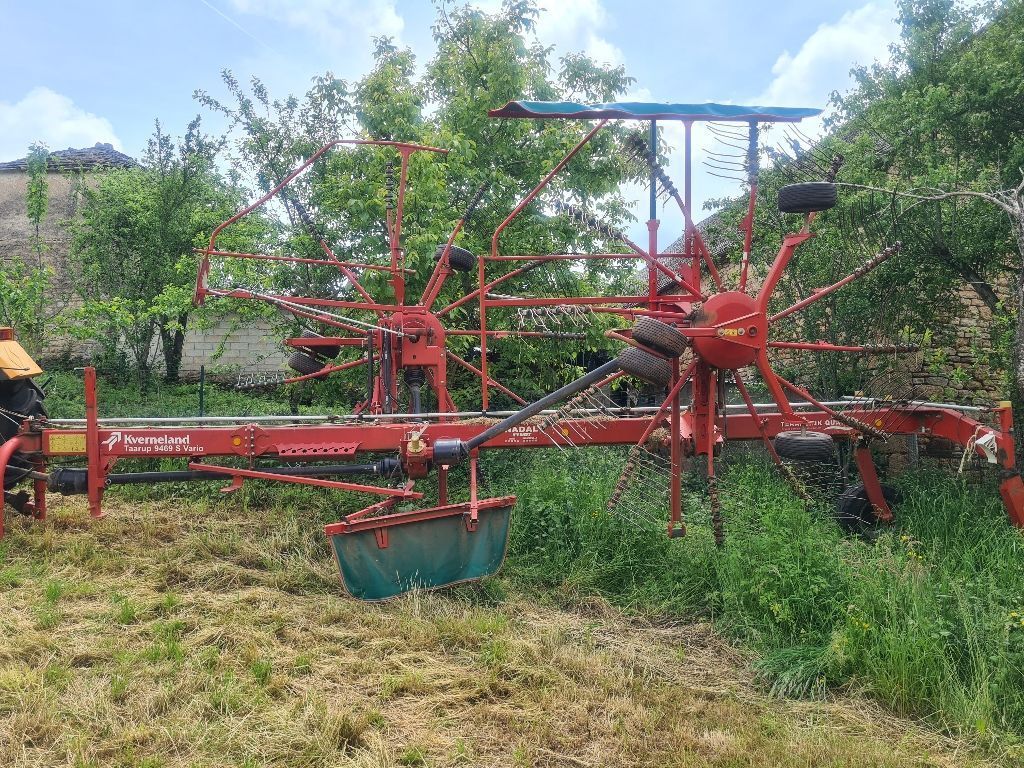 E-FARM: Kverneland 9469 s vario - Tedder - id S9DZ83U - €7,900 - Year of construction: 2011 - France