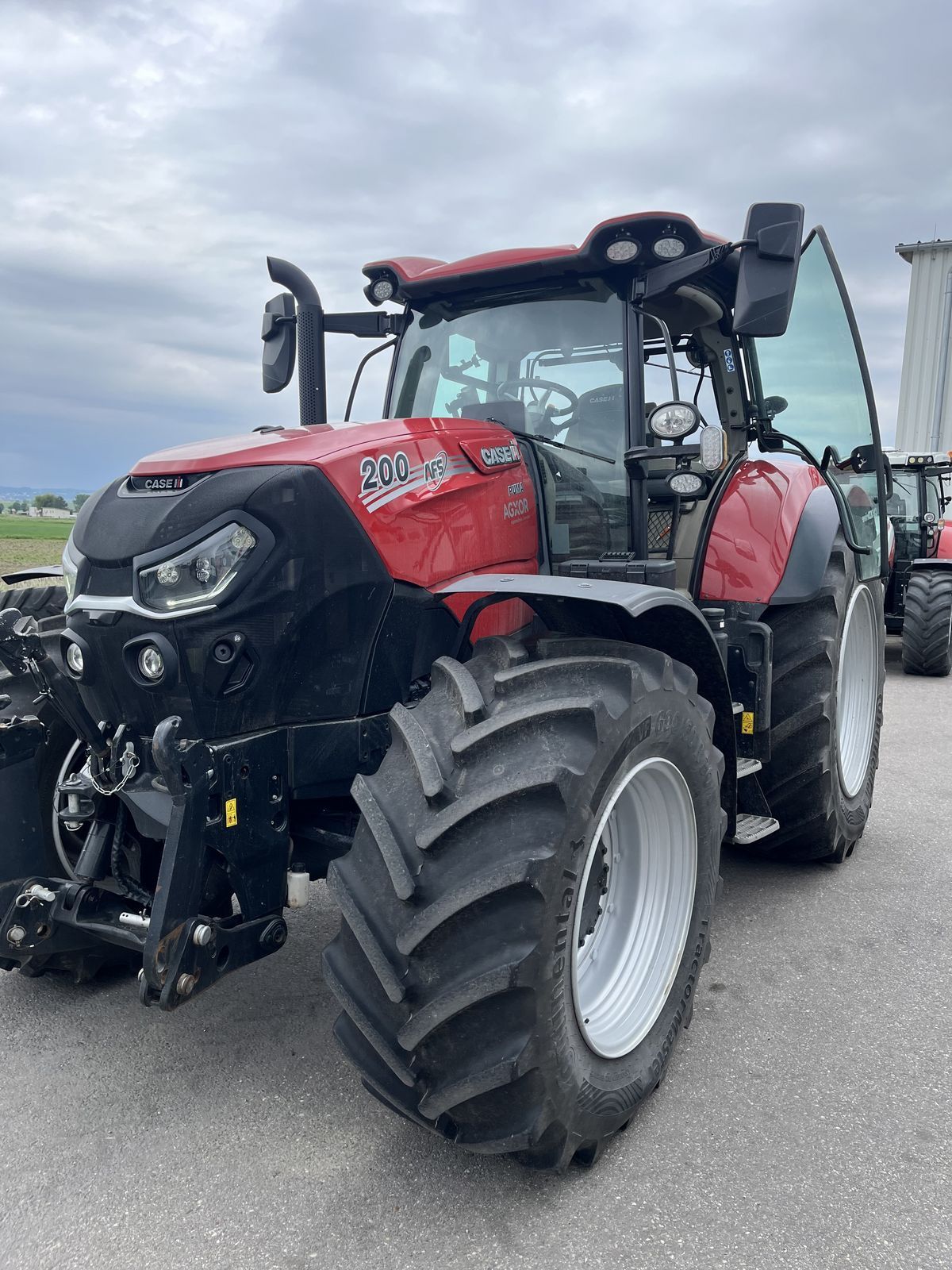 E-FARM: Case IH Puma 200 CVXDrive - Traktor - id HLXAGUB - 141.000 € - Baujahr: 2023 - Motorleistung (PS): 217,Österreich