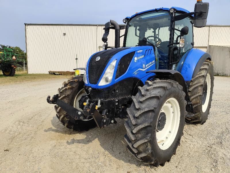 E-FARM: New Holland T5.110 - Traktor - id GFLCBNL - 62.999 € - Baujahr: 2023 - Abgelesene Motorstunden: 580,Motorleistung (PS): 110,Frankreich
