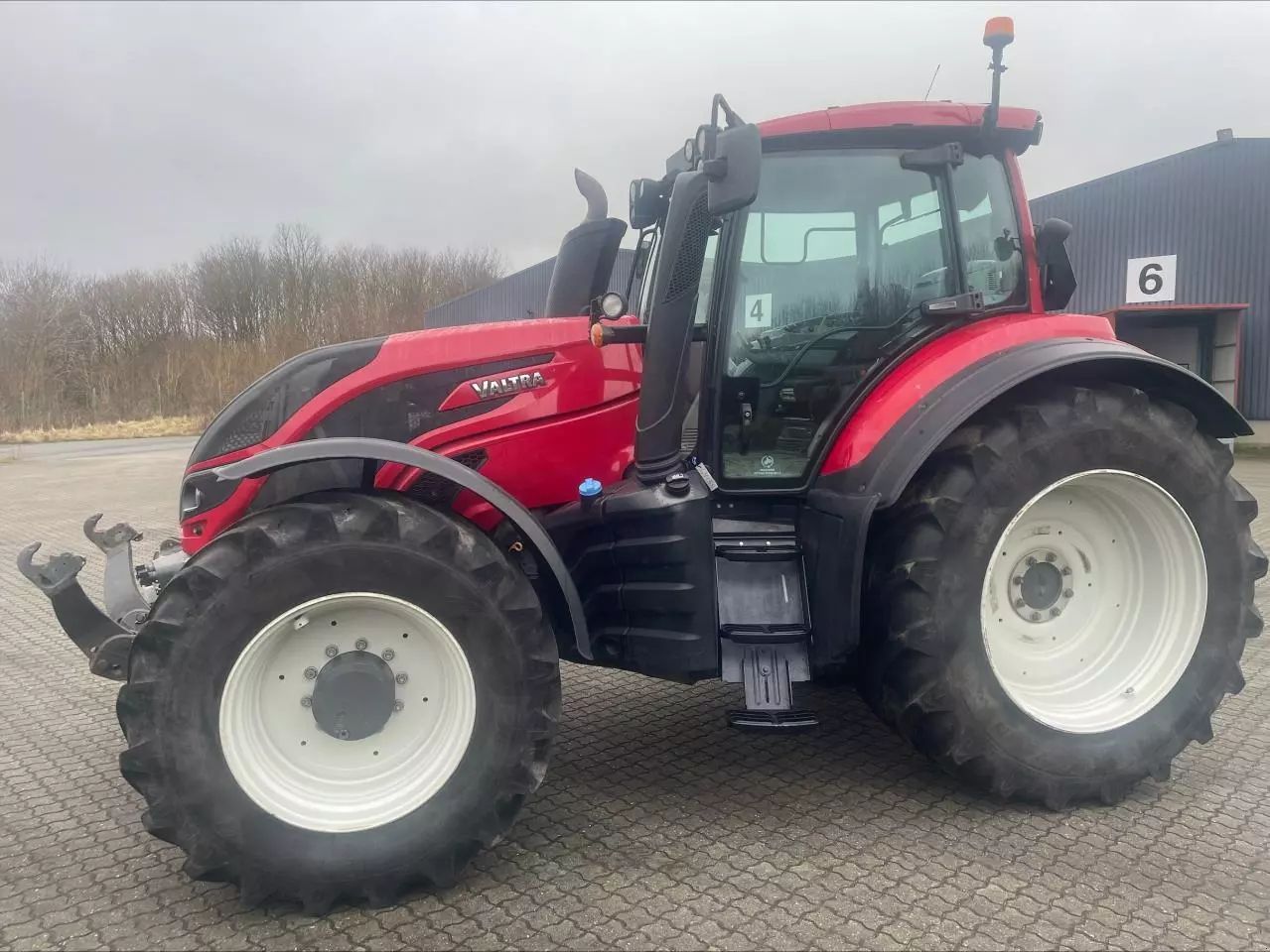 Valtra T 234 Trattore 66.600 €