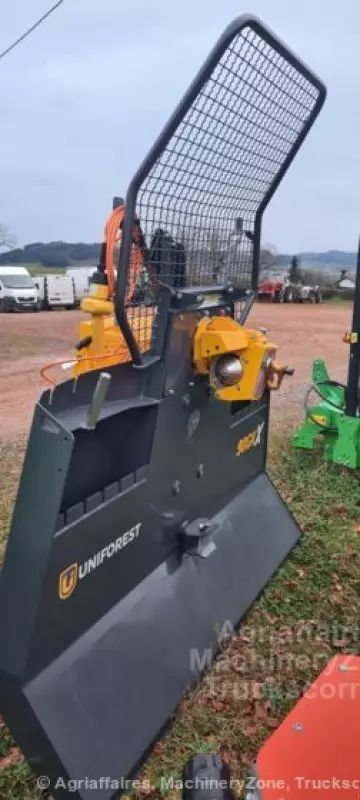 UNIFOREST 90 gkx Lesnická technika 19 000 €