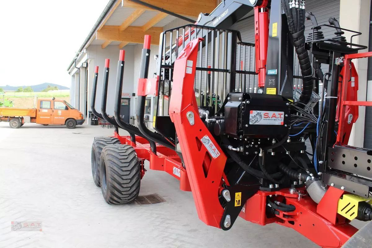 E-FARM: FARMI ft 12 mit cr 69 kran - Remorque forestière - id G6MTDCW - Autriche