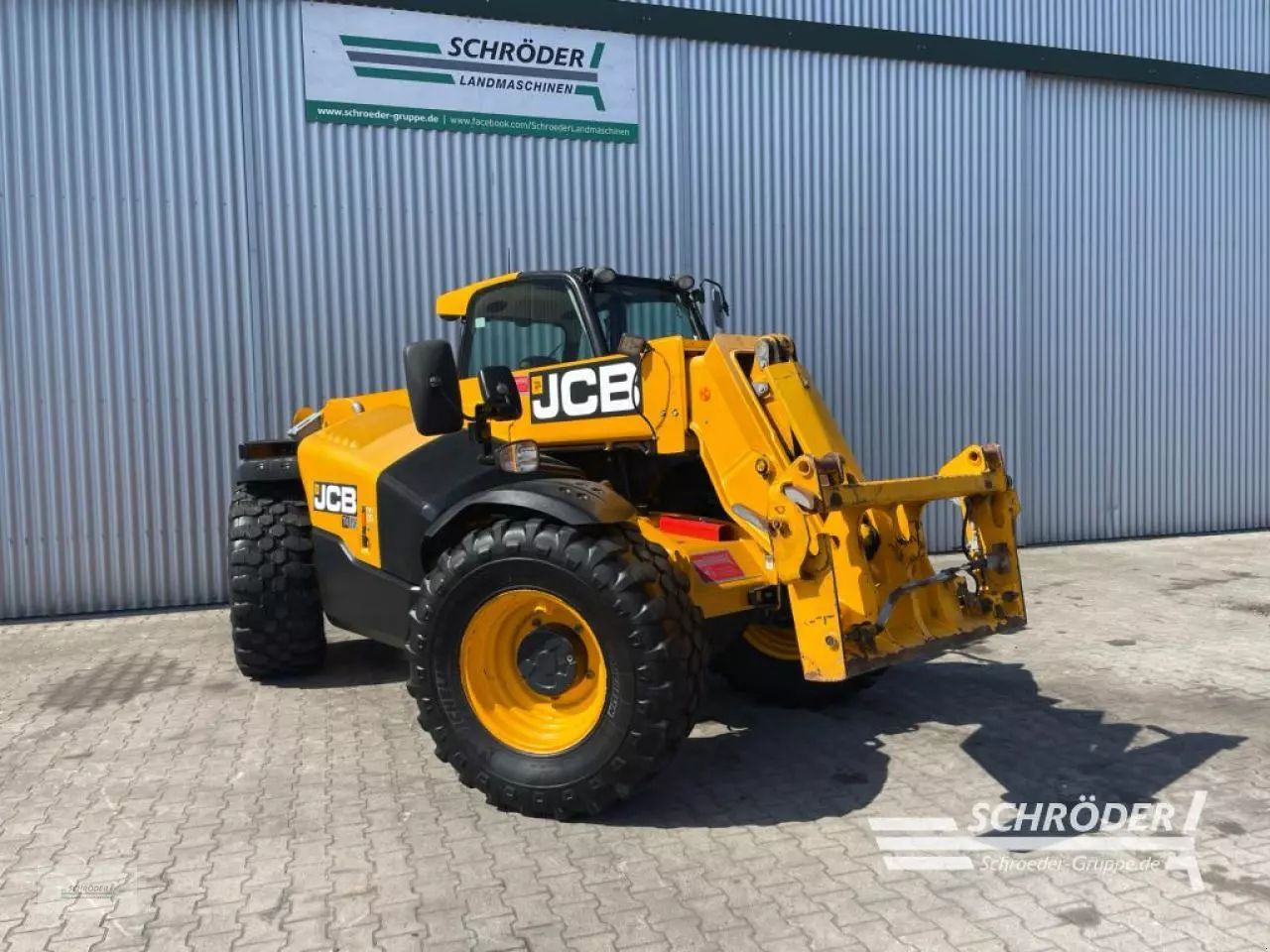 E-FARM: JCB 541-70 AGRI - Chargeur télescopique  - id JWGUSKR - 39 885 € - Année: 2017 - Lecture du nombre d'heure: 5 219,Puissance du moteur (chevaux): 148,Allemagne