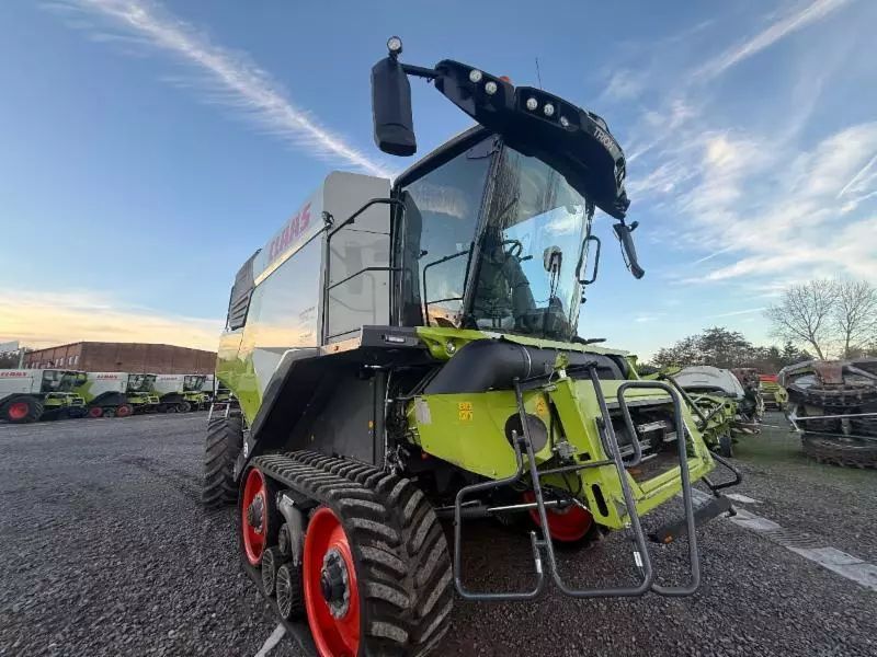 Claas Trion 750 Terra Trac Kombajn zbożowy