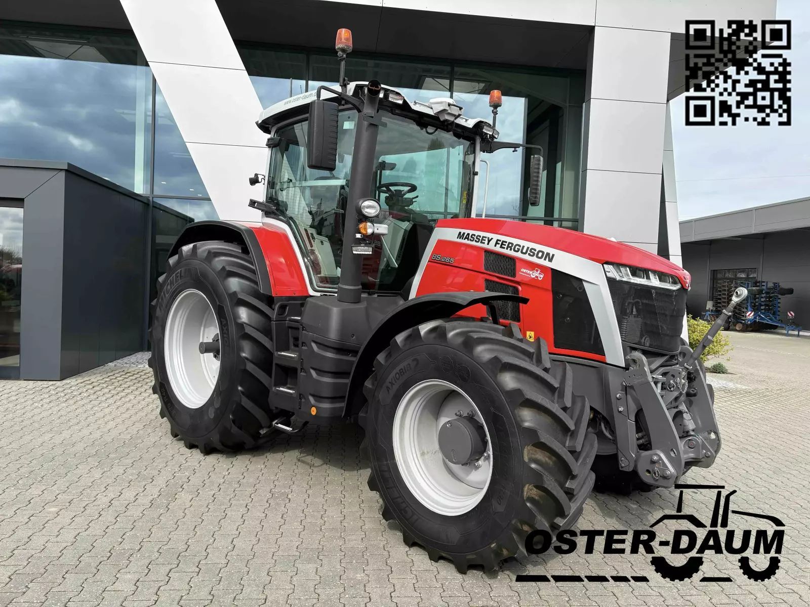 Massey Ferguson 8S.265 Traktor 175 000 €