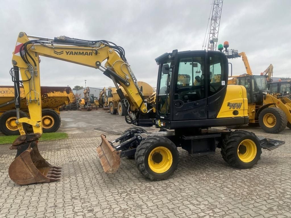 Yanmar b95w nvt Koparka kołowa 71 500 €