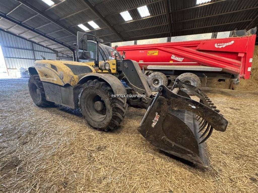 E-FARM: New Holland TX 32 - Telehandler - id K9Q9QHW - €39,000 - Year of construction: 2021 - Engine hours: 7,000,France