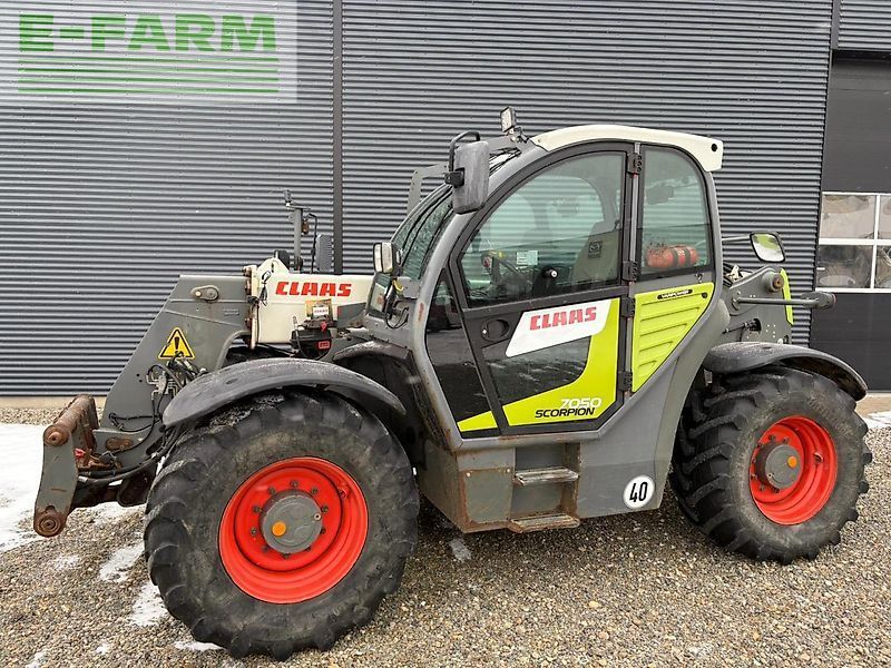 Claas scorpion 7050 Ładowacz teleskopowy 43 492 €