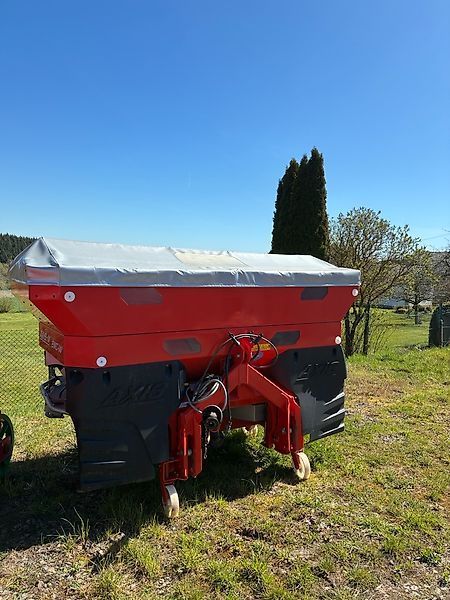 Rauch axis m-30.1 emc+w Fertiliser spreader €8,900