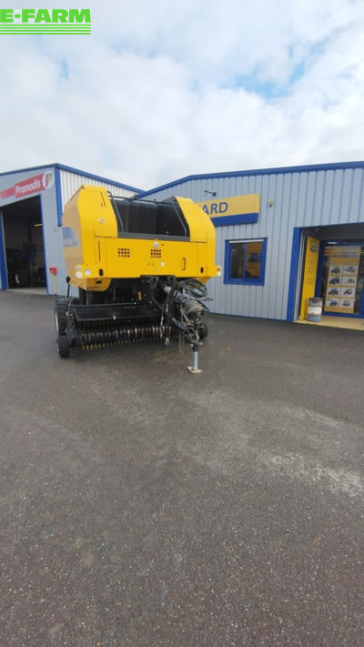 E-FARM: New Holland BR7060 Crop Cutter - Baler - id ULSEIRF - €9,500 - Year of construction: 2012 - Total number of bales produced: 22,000