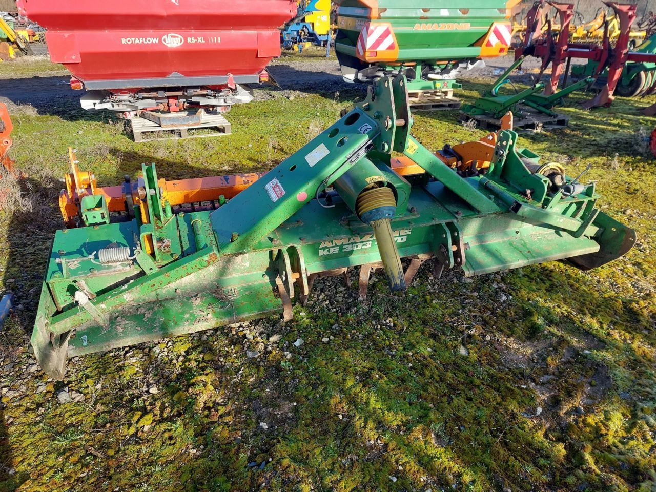 E-FARM: Amazone ke 303-170 - Kreiselegge - id LCF8LJI - 5.000 € - Baujahr: 2003 - Frankreich