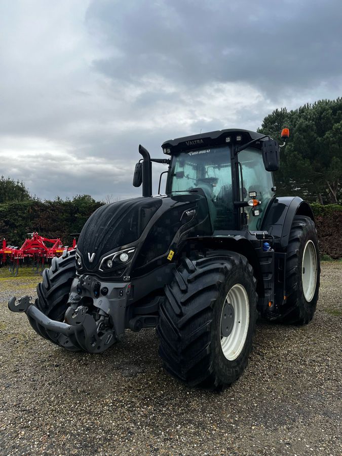 E-FARM: Valtra S274 - Tracteur - id XDGJK3C - 125 000 € - Année: 2020 - Lecture du nombre d'heure: 1 650,Puissance du moteur (chevaux): 280,France