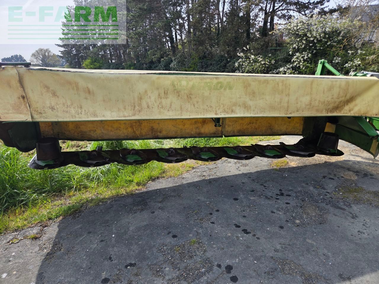 Krone EasyCut R 400 Mower €9,000