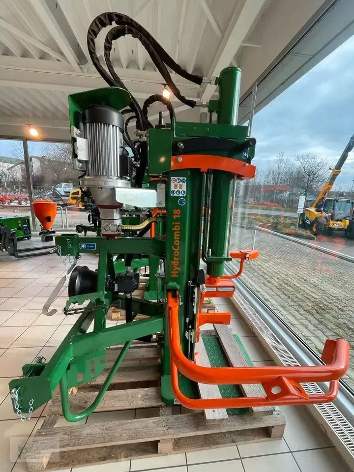 E-FARM: POSCH hydrocombi 18 - Scies et fendeuses - id 4VXLVCI - Année: 2025 - Allemagne