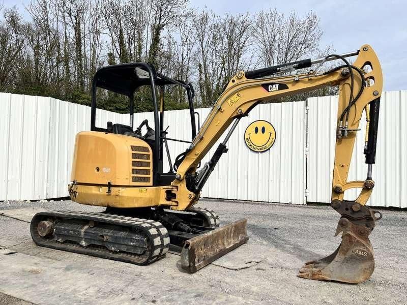 Caterpillar 302.7dcr Minirypadlo 15 500 €
