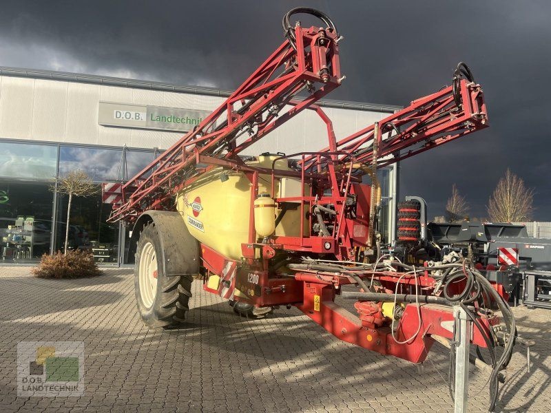 Hardi commander 4200 sprayers 15 000 €