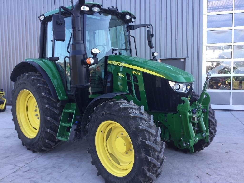 E-FARM: John Deere 6110 M - Traktor - id BCAMSBA - 92.000 € - Baujahr: 2022 - Frankreich