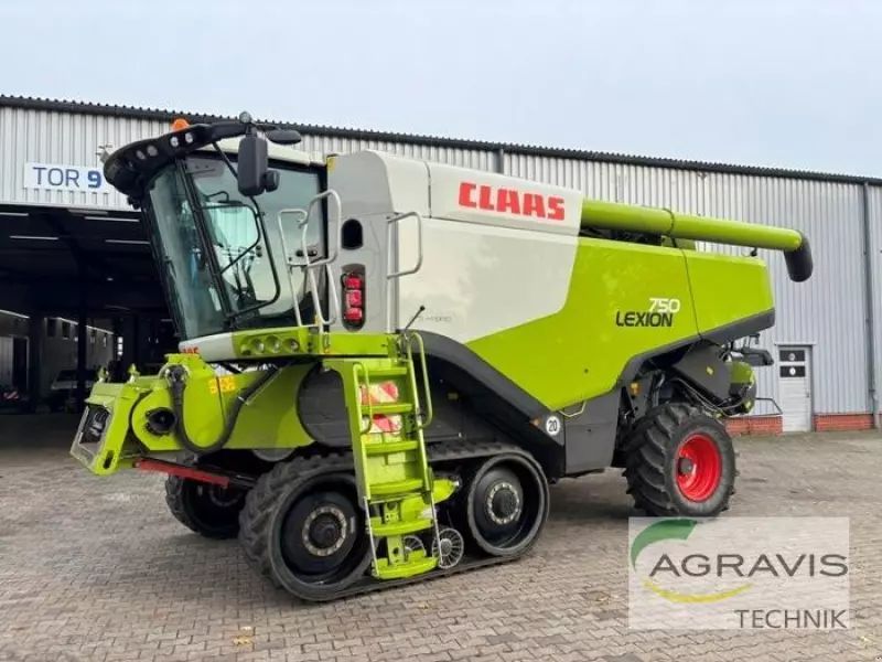 E-FARM: Claas Lexion 750 - Kombajn zbożowy - id 7GUXD6K - 179 900 € - Rok produkcji: 2014 - Motogodziny: 1881,Moc silnika: 449,Niemcy