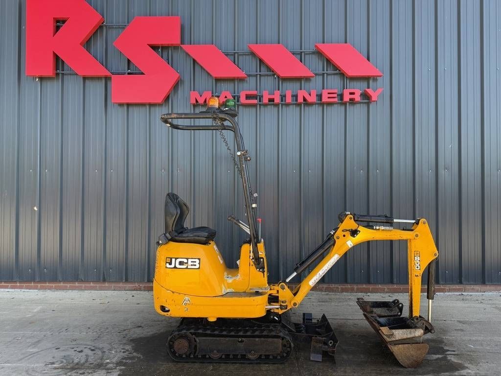 JCB 8008 CTS Mini excavator €9,466