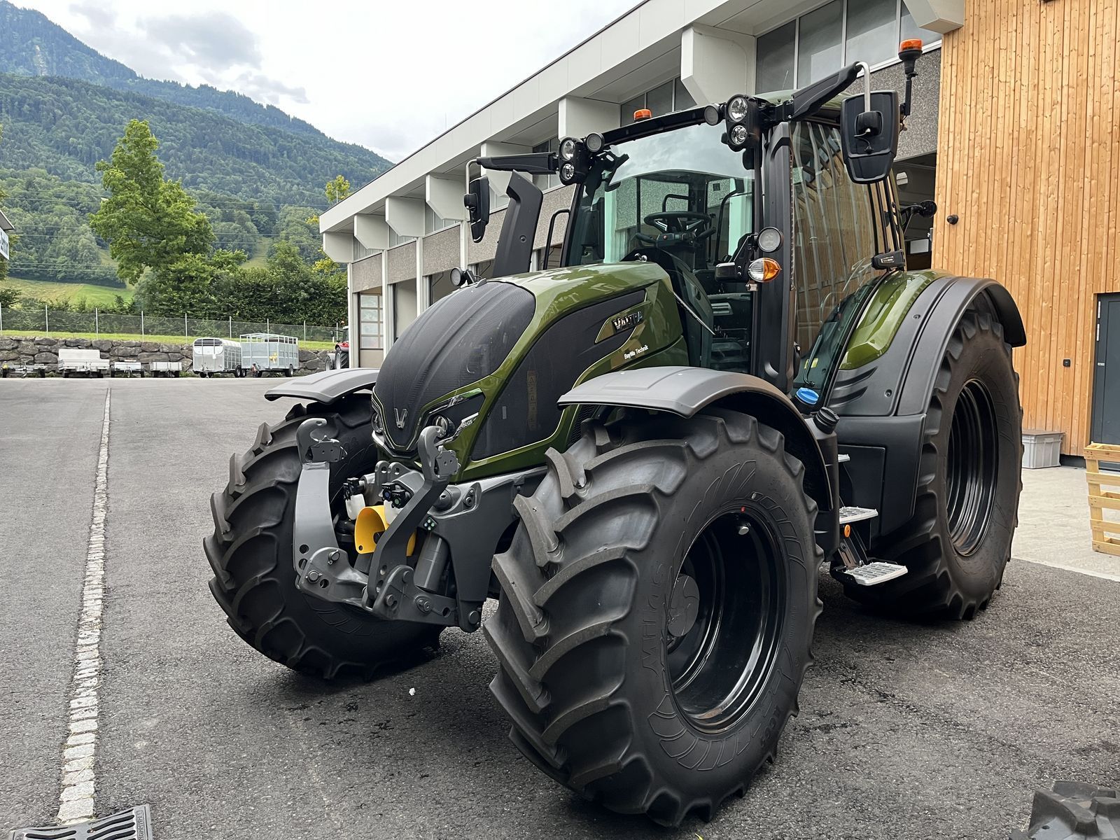 Valtra N 175 D Traktor 136.584 €