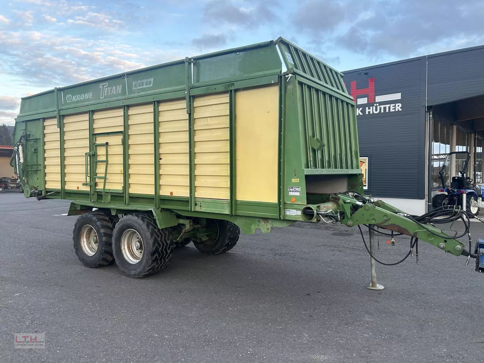 Krone Titan R 48 GD Przyczepa 14 956 €