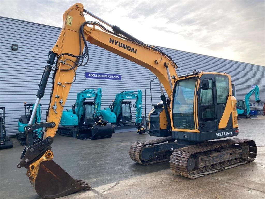 HYUNDAI hx130 lcr Crawler excavator €55,000