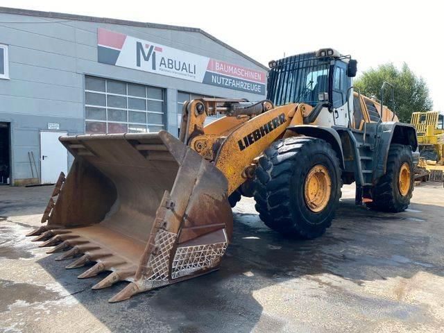E-FARM: Liebherr l586 **bj. 2010 * 18856h/klima/joystick lenkung - Radlader - id VQ2TTAD - 45.900 € - Baujahr: 2010 - Abgelesene Motorstunden: 18.856,Deutschland