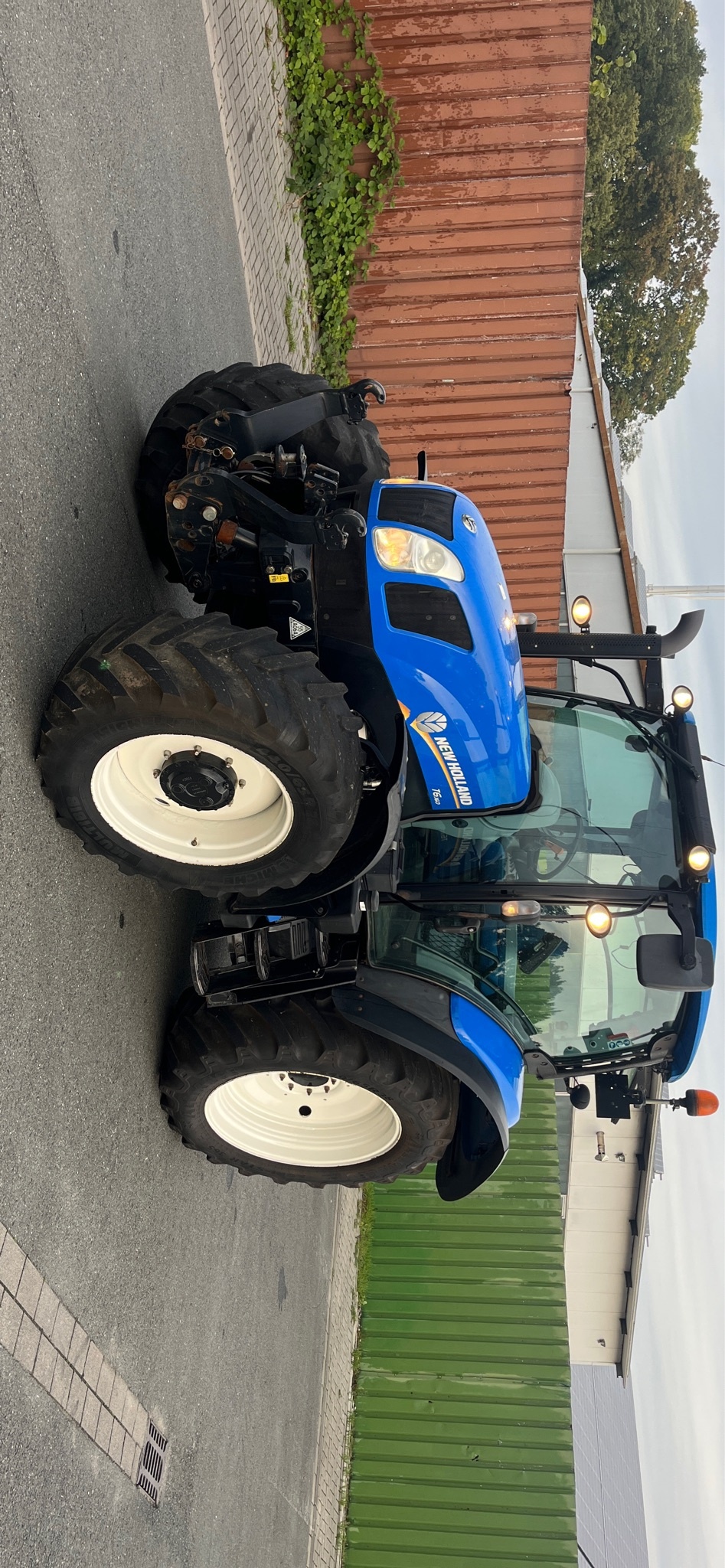 New Holland T 6.160 tractor €41,000