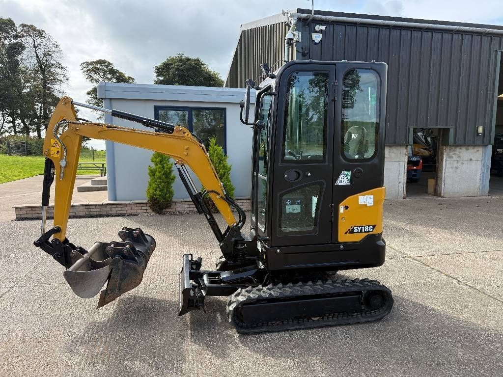 Sany sy 18 c Mini kotrógép 16 053 EUR