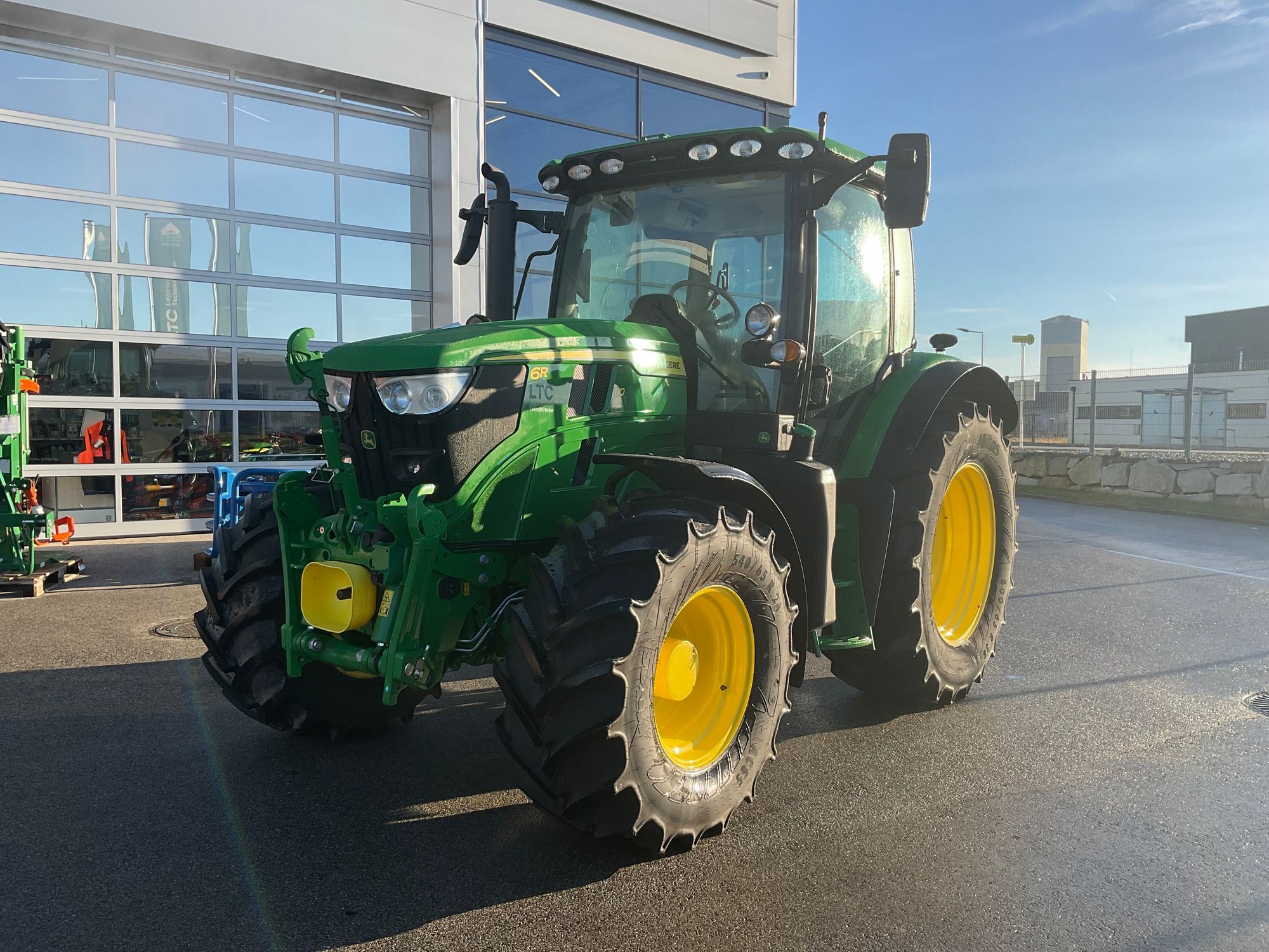 John Deere 6R 110 Traktor 129.917 €